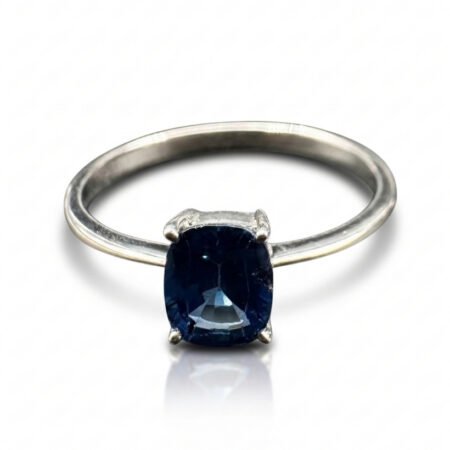 Blue Sapphire Ring in 9K White Gold