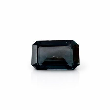 0.72 carats Natural colour change Green Sapphire